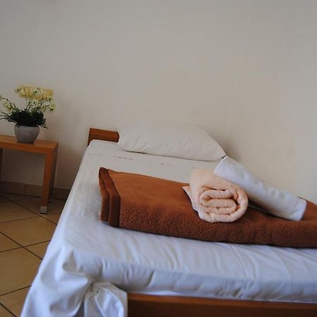 Pansion Nadja Hotel เมจูโกเรีย ภายนอก รูปภาพ